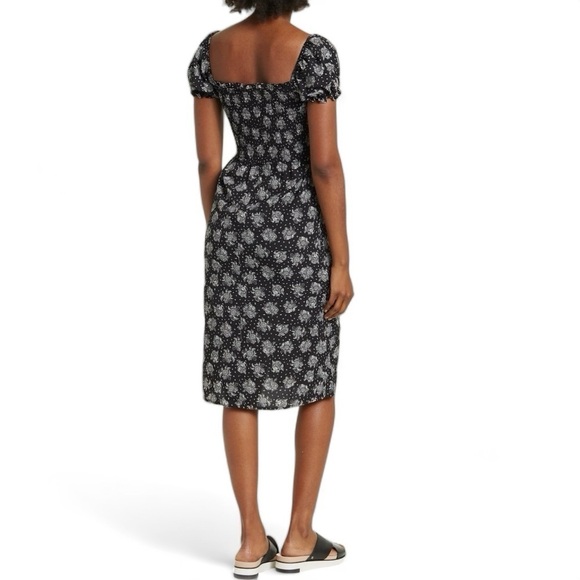 ♥️Melrose And Market♥️Puffed sleeved Midi dress smoked floral Dress size (Small) - Picture 3 of 7